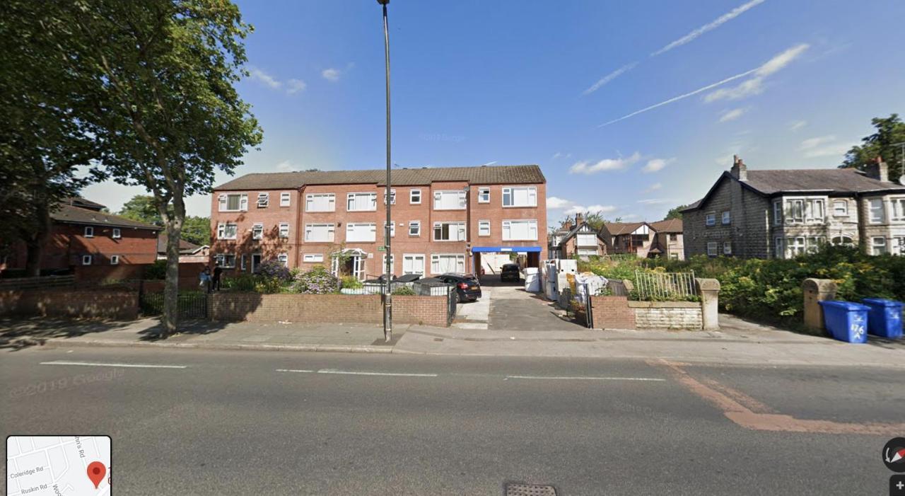 Conveniently Situated 1Bed Apt In Stretford Apartment Manchester Bagian luar foto
